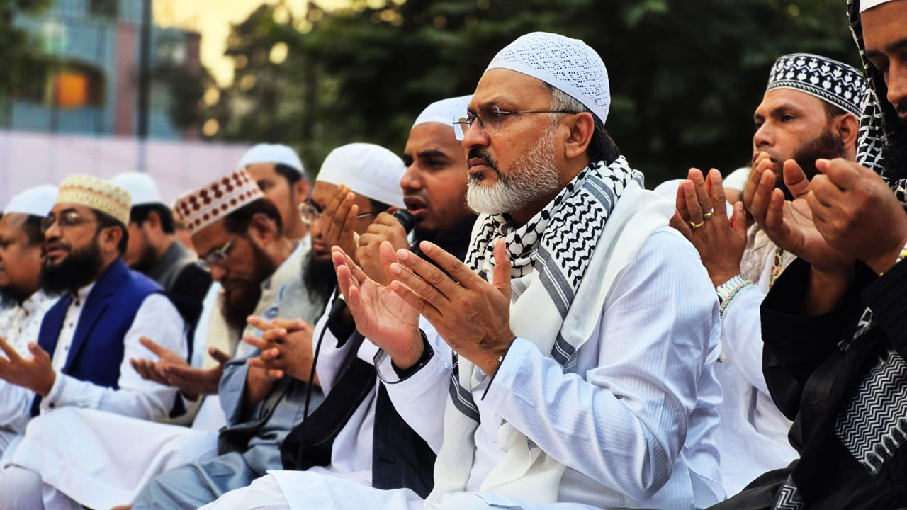 ঢাকা-১৫ আসনে শফিকুল ইসলাম মিল্টনের উপস্থিতিতে খালেদার সুস্থতা কামনায় দোয়া