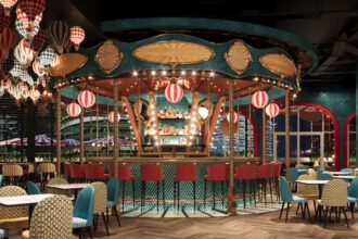 'কম্পেটিটিভ সোশ্যালাইজিং' মালয়েশিয়ায়: গেমিং ও ডাইনিং এক ছাদের নিচে