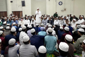 নবম দিনের দোয়ায় অংশ নিলেন ঢাকা-১২ আসনের বিএনপি প্রার্থী সাইফুল আলম নীরব