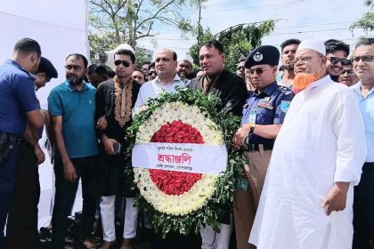 গোপালগঞ্জে জুলাই শহীদ স্মৃতিস্তম্ভে শ্রদ্ধা নিবেদন ও আলোচনা সভা