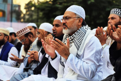 ঢাকা-১৫ আসনে শফিকুল ইসলাম মিল্টনের উপস্থিতিতে খালেদার সুস্থতা কামনায় দোয়া